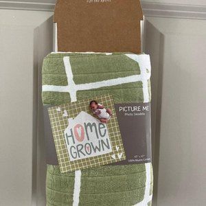 Demdaco Home Grown Baby Blanket Swaddle NEW 47"sq. Photo Shoots, Wraps, Blanket